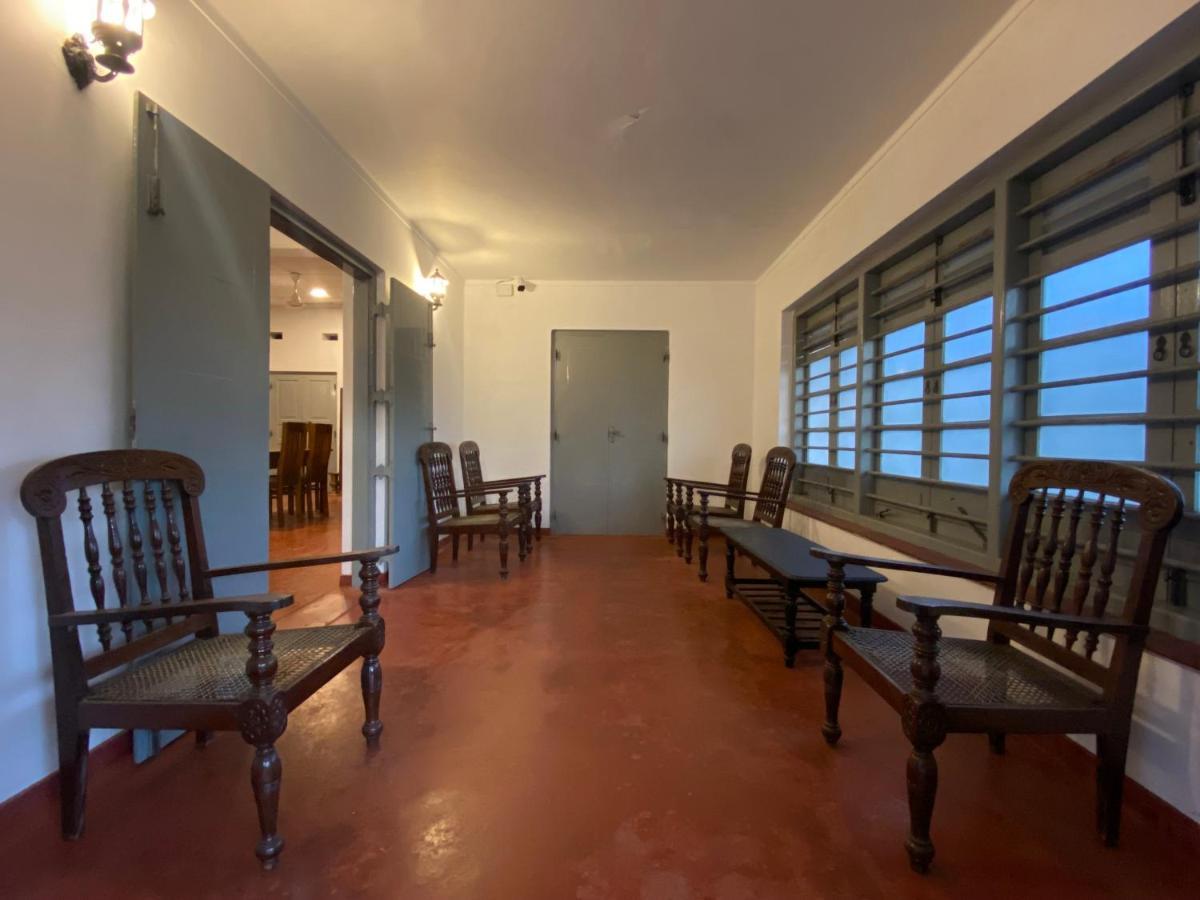 Villa 95 Dikwella Eksteriør billede