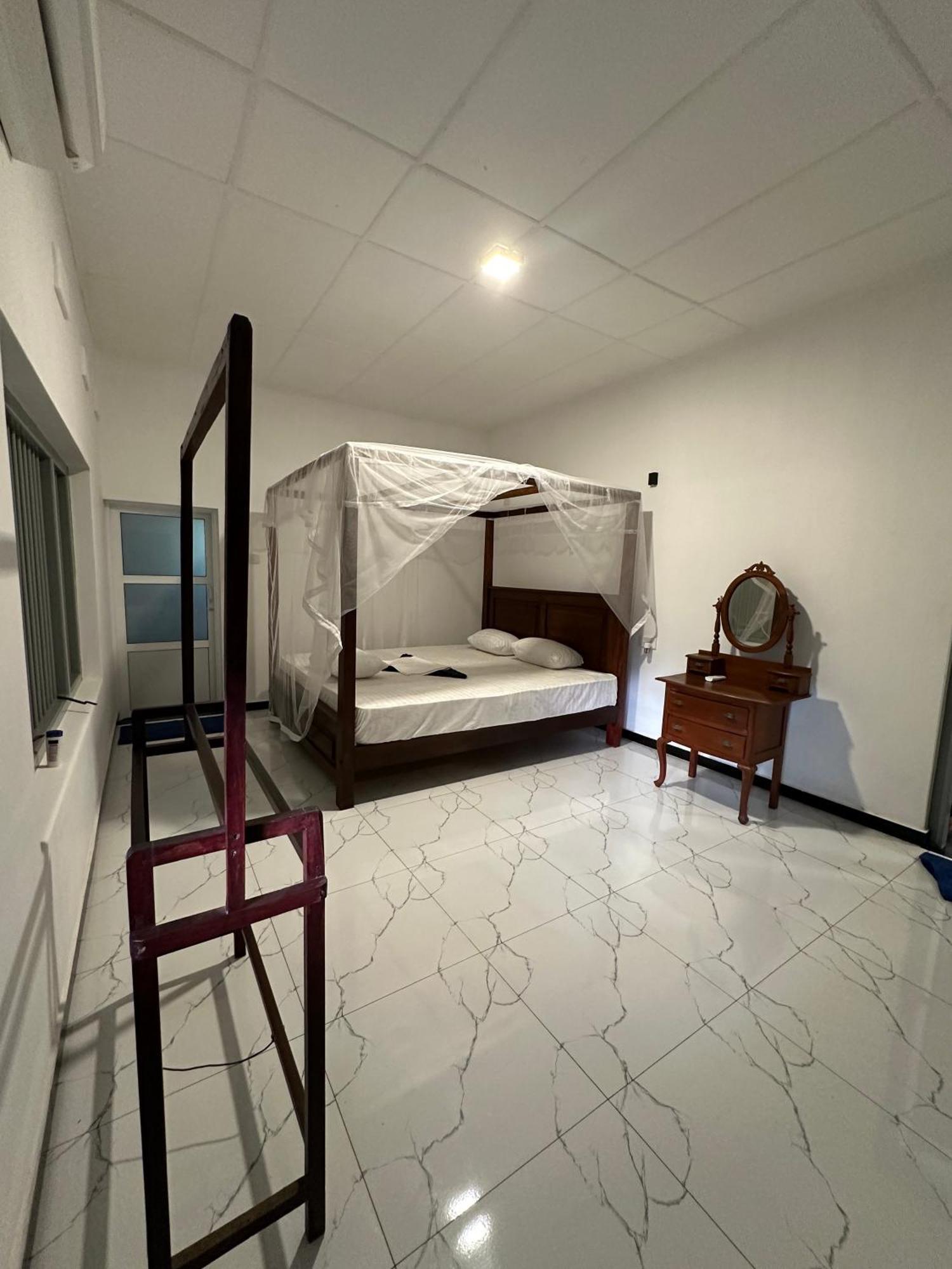 Villa 95 Dikwella Eksteriør billede